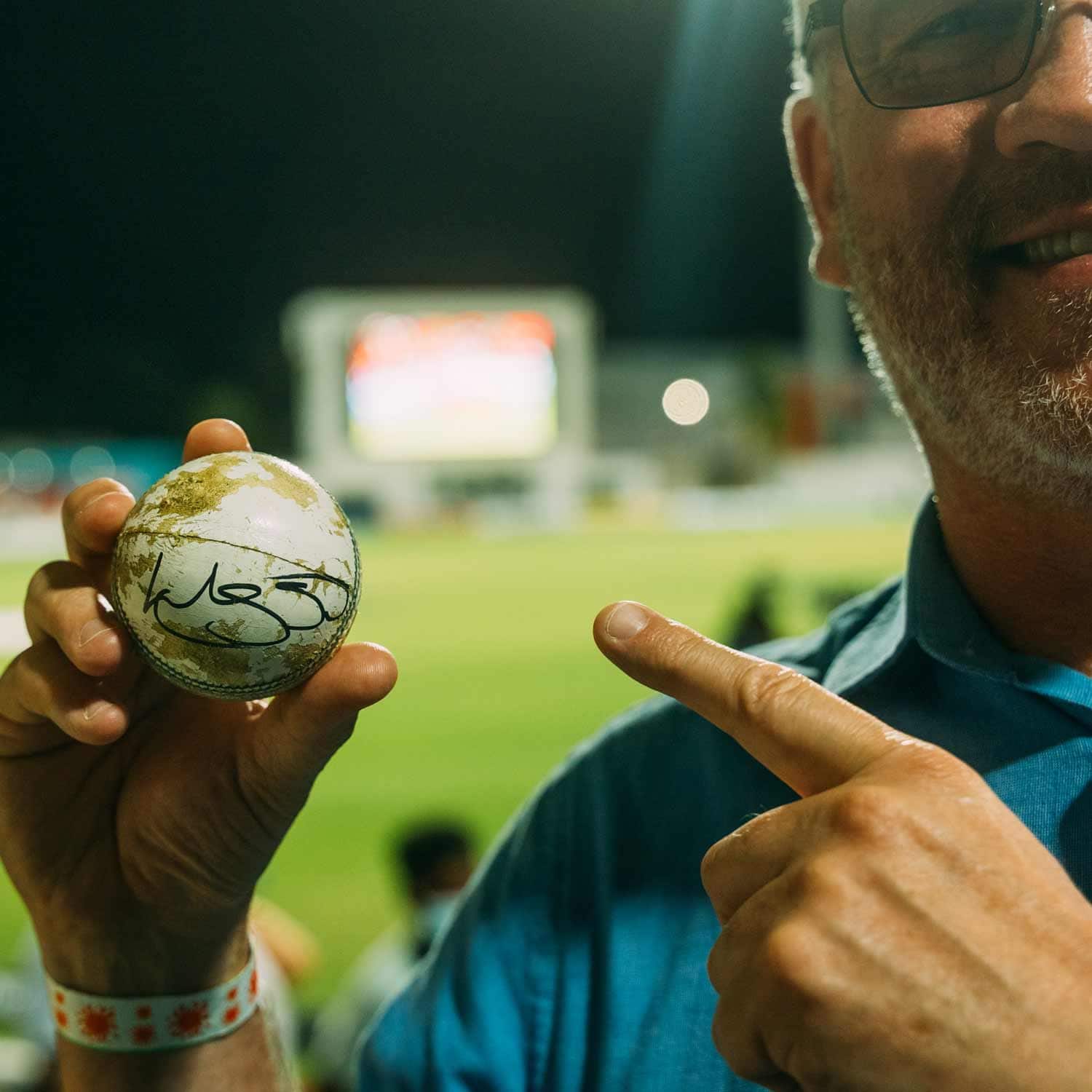 Signed Ball